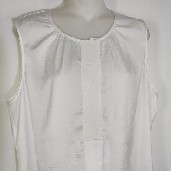 CAbi Women Snap Blouse Sleeveless Large White Sheer Lightweight Business Neutral - Picture 5 of 9